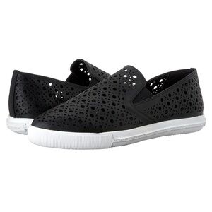 BCBGeneration Nomad B Pointy Top Slip-on Sneaker in Black Size 6.5